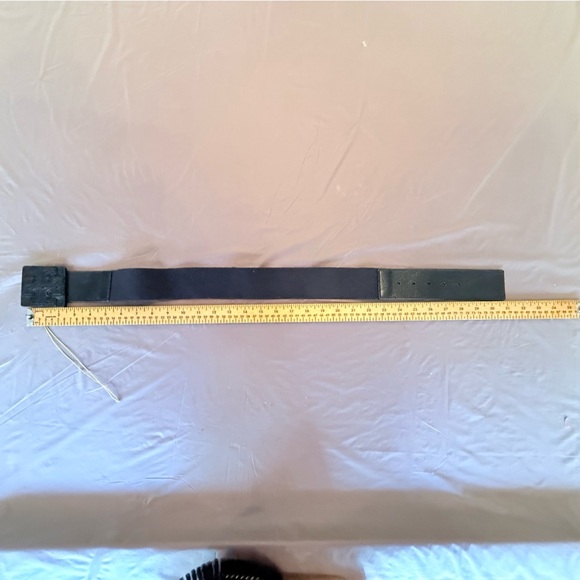 NWT Tory Burch Black Leather Square Stacked T Logo Stretch Belt Size S/M $295 - Picture 5 of 6